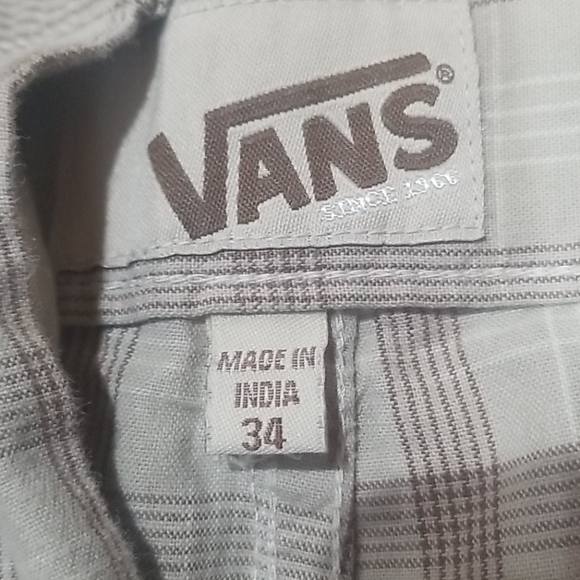 Van's Shorts size 34 - Picture 2 of 3